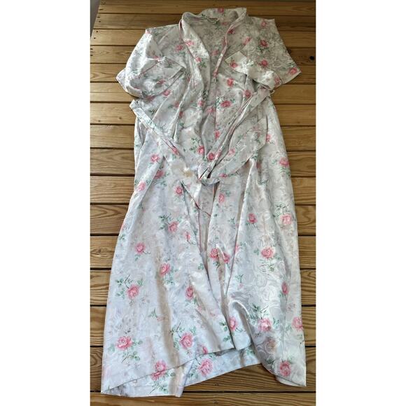 Christian Dior Other - Vintage Christian Dior Floral Silk Robe Size Small Women’s White